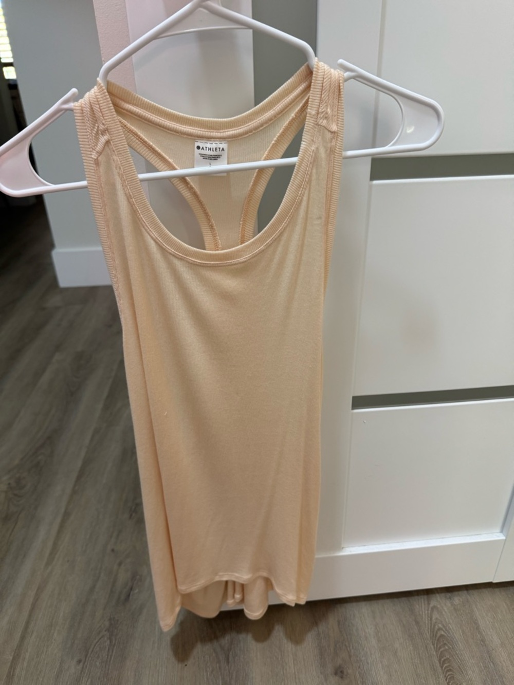 Athleta Active Tank – Peach – Soft & Stretchy